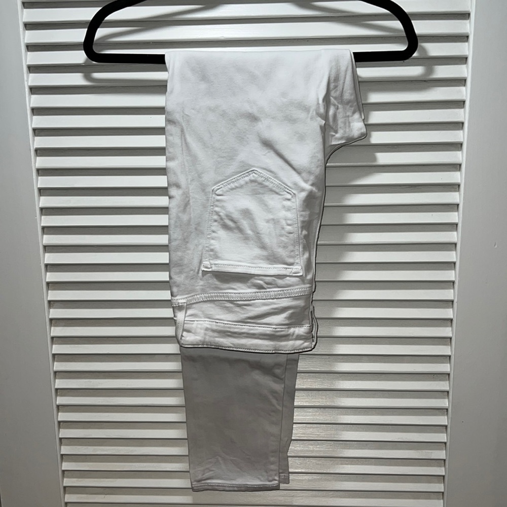 Old Navy rockstar jeans in white